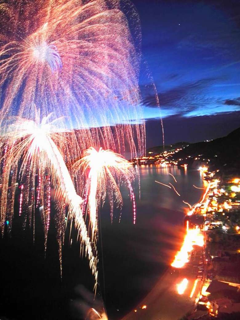FINE SETTEMBRE: LA FESTA DI SAN MICHELE E I FUOCHI SULLA BAIA!