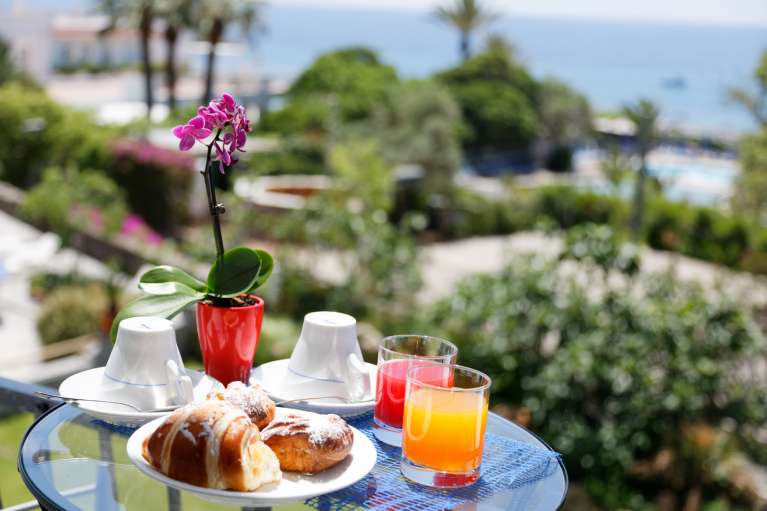 Prenota la tua vacanza ad Ischia con un piccolo acconto di soli 50 euro!